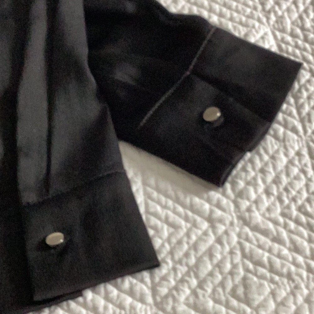 Modern Works Black Button-Up Top with Drawstring Waist - Picture 6 of 7